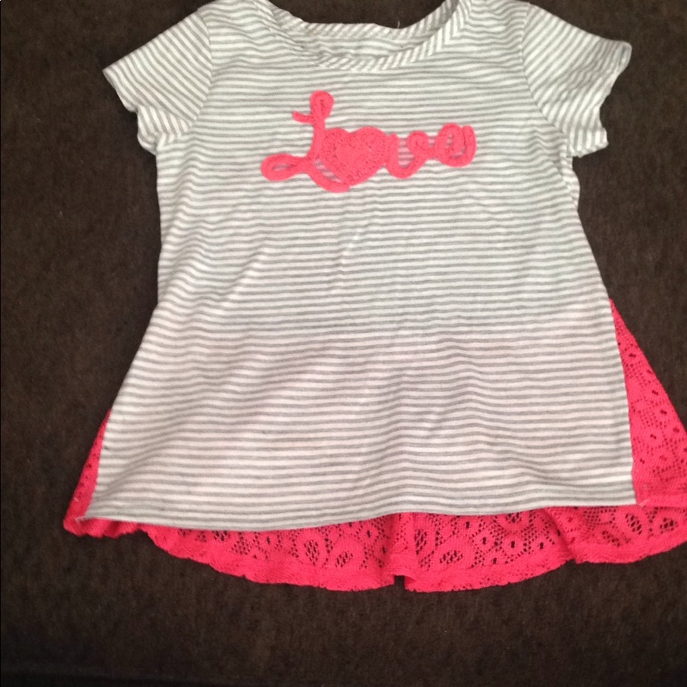 Super cute top 🐳💕